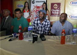 Suazo tiene todo listo para su despedida