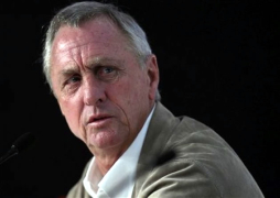 Johan Cruyff: 'Si a Cristiano le preocupa que le hablen de Messi, tiene que crecer'