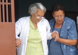 Jubilada tiene un año esperando su pensión