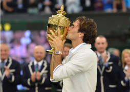 Federer gana séptimo Wimbledon y vuelve a la cima mundial