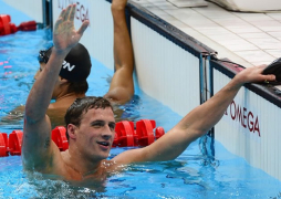 Ryan Lochte pone fin a la hegemonía de Michael Phelps