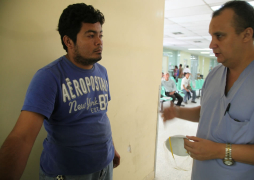 Honduras: Familia arrollada por motorista ebrio está grave