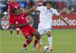 Honduras saca un gris empate sin goles en su visita a Canadá