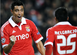 Benfica cobra vida ante un débil Spartak de Moscú