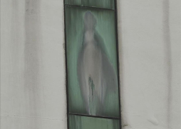 La 'aparición' de la Virgen atrae a cientos de cristianos