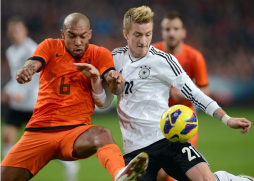 Aburrido empate sin goles entre Holanda y Alemania
