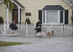 Sandy deja 13 muertos, apagón e inundaciones en Nueva York