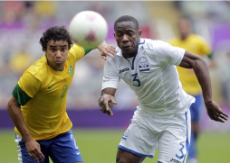 Honduras asustó a Brasil y dice adiós con la frente en alto