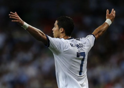 Cristiano Ronaldo: 'Mi atención se centra en ganarlo todo con el apoyo de los madridistas'