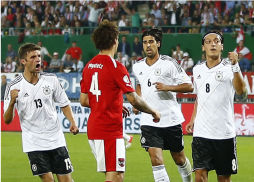 Una dubitativa Alemania araña otros tres puntos en el camino a Brasil