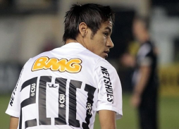 VIDEO: La magia de Neymar en su partido 200 con el Santos