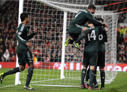 Real Madrid elimina al Manchester United y se mete a cuartos de Champions
