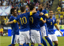 Brasil recuperó la confianza goleando a Suecia