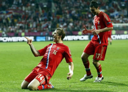 Rusia propina primera goleada de la Euro