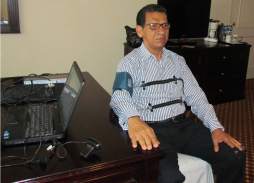 Mexicanos supervisan las pruebas del polígrafo