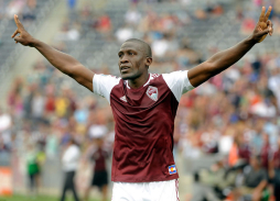 Hendry Thomas anota gol en merecida victoria del Colorado Rapids