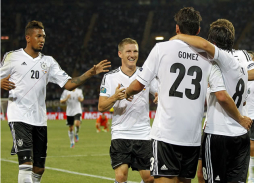 Alemania pone contra las cuerdas a Holanda