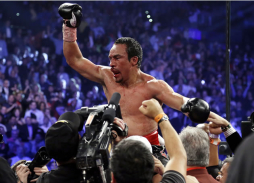 Márquez gana por histórico nocáut a Manny Pacquiao