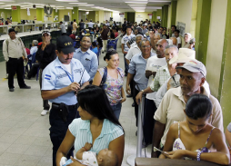 Placas, tortura de sampedranos
