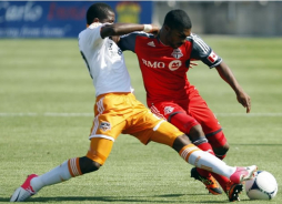 Houston Dynamo extiende su racha ganadora con Boniek García