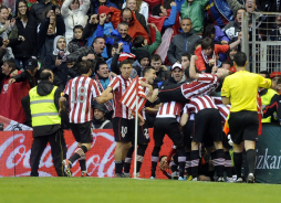 Athletic de Bilbao retrasa la fiesta del título liguero del Barça