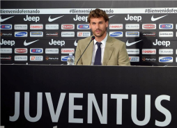 La Juventus presenta al español Fernando Llorente