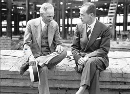 El clan Ford amplía su presencia en la automotriz, pese a las críticas