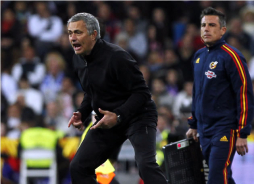 Mourinho critica al árbitro tras el empate