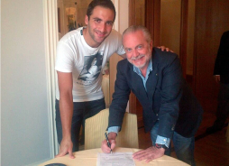 Real Madrid hizo oficial el traspaso de Higuaín al Napoli