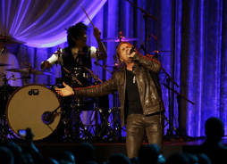 Los Obama derrochan complicidad en el baile de inauguración