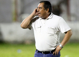 Edwin Pavón, un filósofo en busca de un milagro