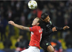 Emilio Izaguirre da asistencia para la remontada del Celtic