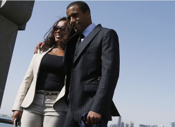 El PSG presentó al brasileño Lucas Moura