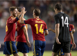 España vence a Irlanda y se alista para la Copa Confederaciones