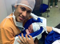 Neymar ya es papá ‎a sus 18 años