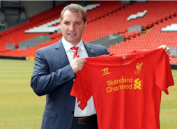 Liverpool presentó a su nuevo entrenador