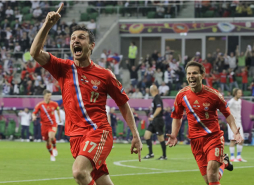 Rusia propina primera goleada de la Euro