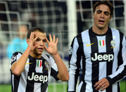 Juventus se mete a la pelea por los octavos Champions