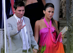 Andrés Iniesta se casó en la boda futbolística del año ‎