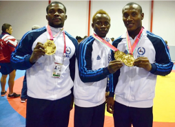 Honduras conquista tres medallas de oro en lucha