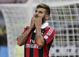 El Milán, único de los grandes que pierde en el estreno de la Serie A