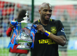 El festejo del Wigan, un sufrido campeón