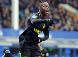 Hondureño Maynor Figueroa ficha por dos años con el Hull City