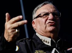 Juez federal restringe acciones de Arpaio