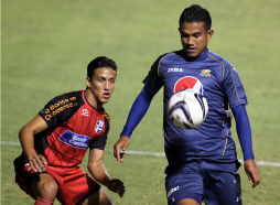 Motagua resucita en el torneo con una goleada al Deportes Savio