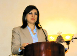 'Diálogos no buscan una Constituyente'