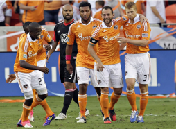 Boniek García participa en la remontada del Houston Dynamo