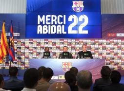 VIDEO: Emotiva despedida de Abidal del Barça