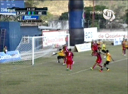 Gol bien anulado al Real España por mano clara