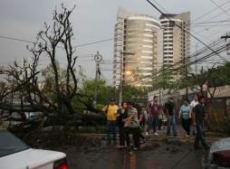Destrucción en dos horas de lluvias